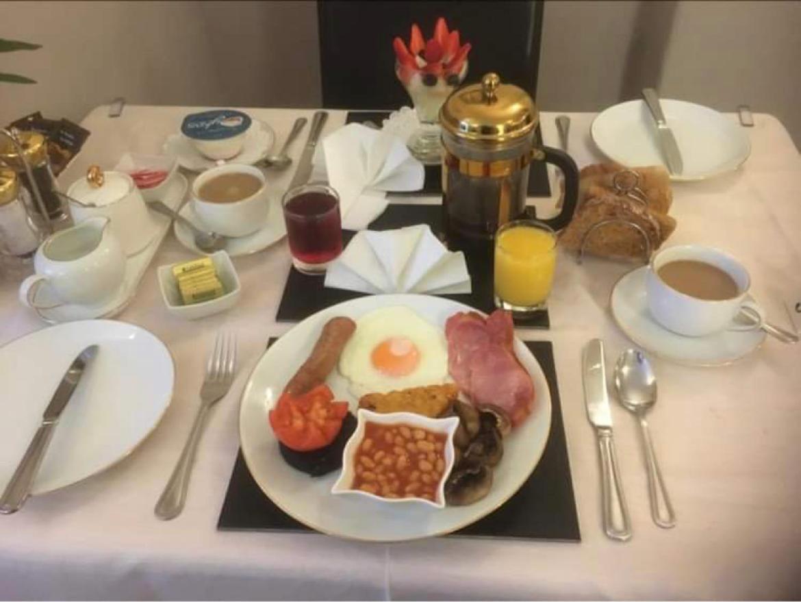 Crowndale Torquay - Exclusively For Adults Bed & Breakfast Dış mekan fotoğraf
