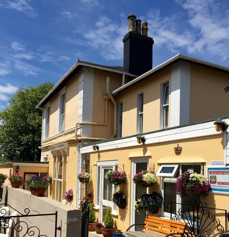 Crowndale Torquay - Exclusively For Adults Bed & Breakfast Dış mekan fotoğraf