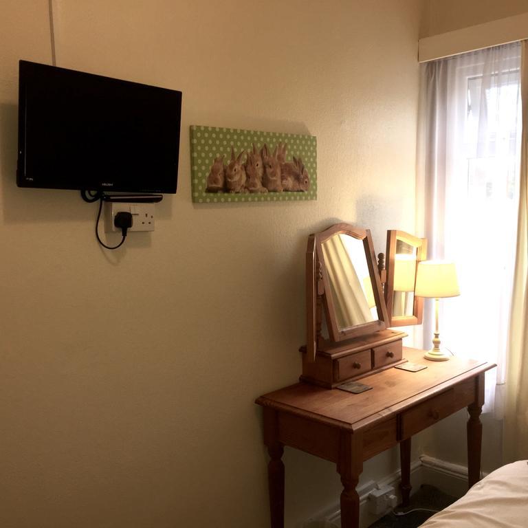 Crowndale Torquay - Exclusively For Adults Bed & Breakfast Dış mekan fotoğraf